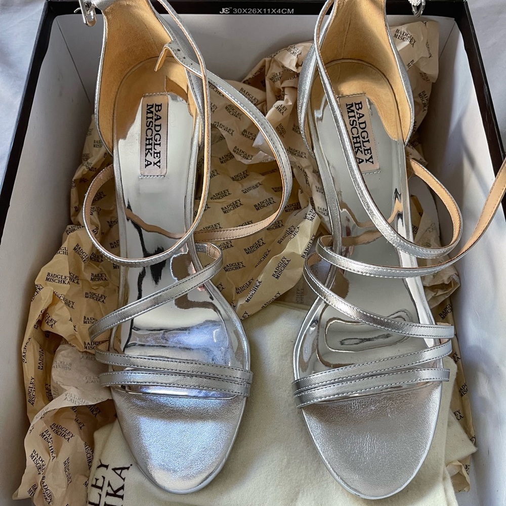 Badgley Mischka Wedge shoes, silver, size 9